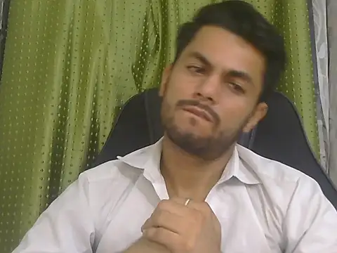 Stubborndesiboy 网络视讯表演