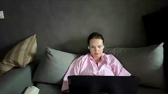 Four_Our – Live XXX-chat