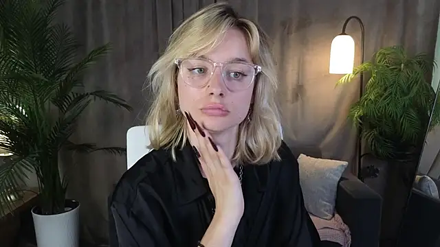Živý XXX chat NoraMoreau