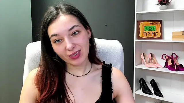 Chat +18 de Meagn_Extasy ao vivo