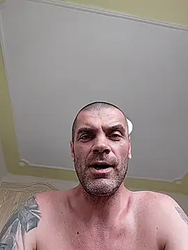XXX chat uživo modela SIRMASTERDOMINATORXXL