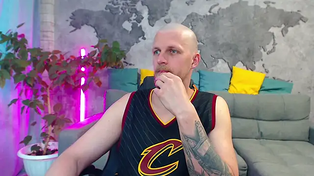 VikingChrisss' Live XXX Chat
