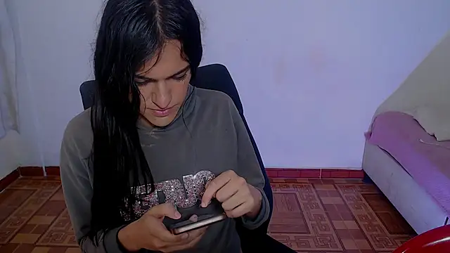 دردشة sweet1Girl الجنسية المباشرة