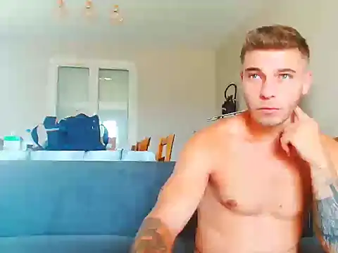 Elkafit28 Chat XXX in diretta