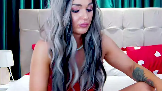 MissClaraCross Chat XXX live