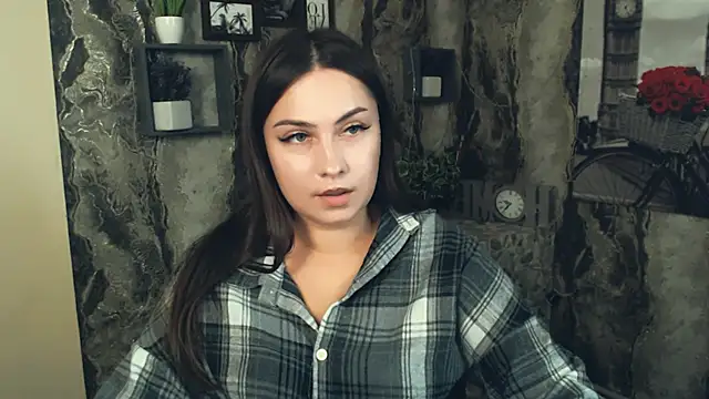 EmiliaTemi_'s Live XXX Chat