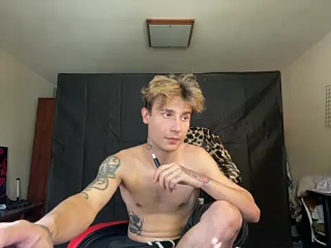 XXX chat uživo modela Mike_severi2