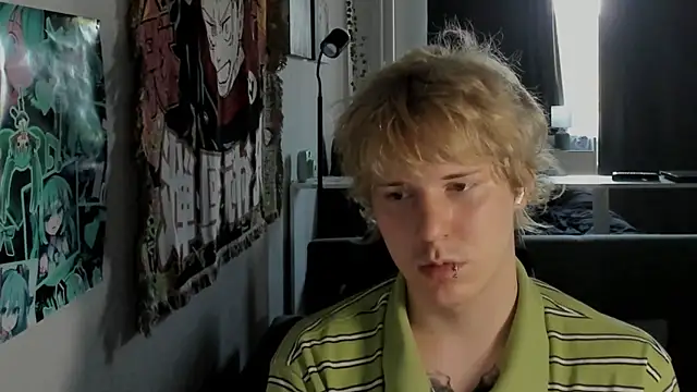 XXX chat uživo modela Benjamin_Bo
