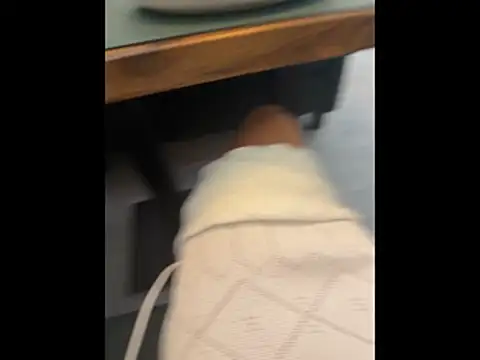 Živý XXX chat Arina_Bloom