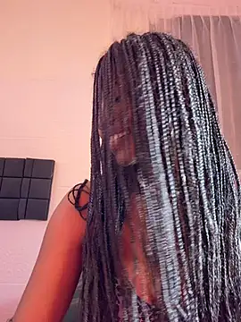 ShantelSexyYoungMilfie Live XXX-Chat