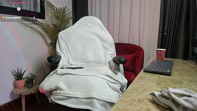 VictoriaPaker Chat XXX in diretta