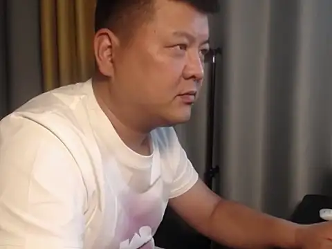 zhang1118のライブXXXチャット