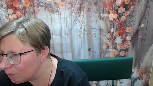 Chatroom XXX en direct de RadaChudna