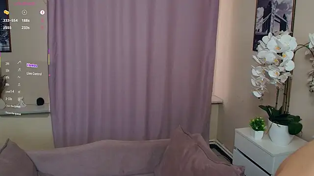 AminaRuthers 现场XXX聊天