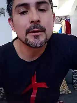 Bradd_32 라이브 XXX 채팅