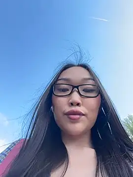 trytomakememoam's Live XXX Chat