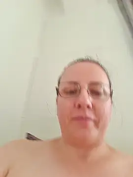 Goodass7 Live XXX-Chat