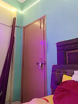 Queenniaa Live XXX Chat