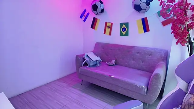 Chat XXX en directo de Rainy_doll