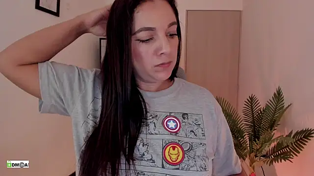 urcute_kitten's Live XXX Chat