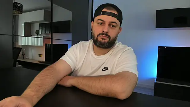 DravenPeak's Live XXX Chat