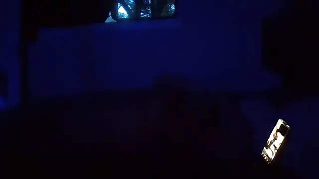 1n0nlythroat's Live XXX Chat