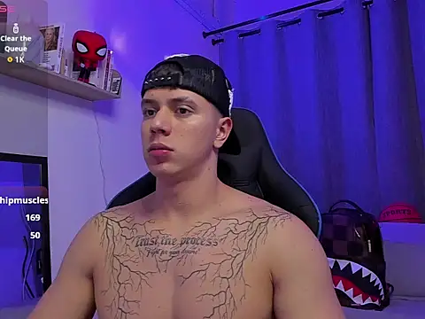 ASHTON_HILS élő XXX-chatje