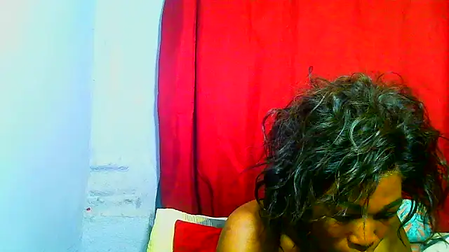 Chat XXX en directo de freaky_naughty
