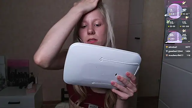Mary_Kitty88's Live XXX Chat
