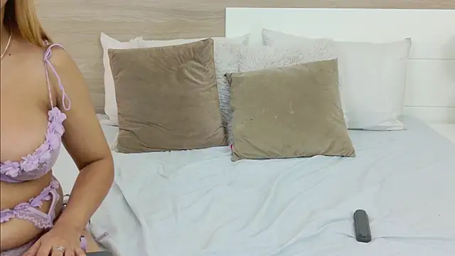 SelenaBelair Live XXX-Chat