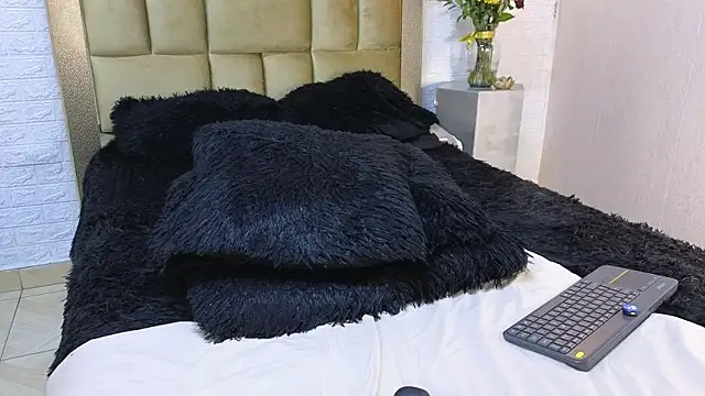 ximenawilliamss Adlı Modelin Canlı XXX Sohbeti