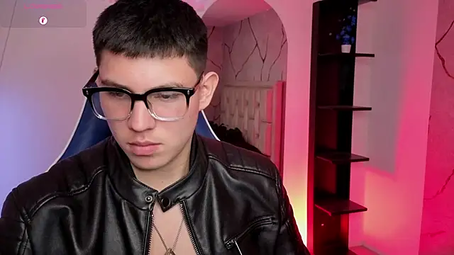 JamesCr_ Chat XXX in diretta