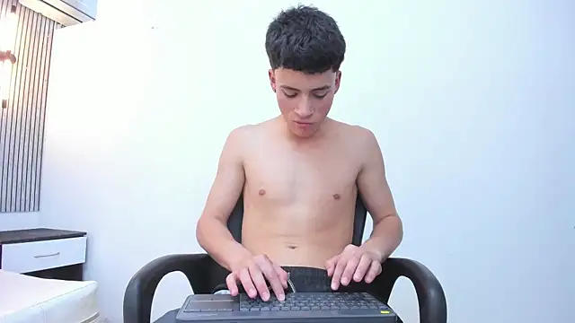Stiven_Cooper2 Live XXX Chat