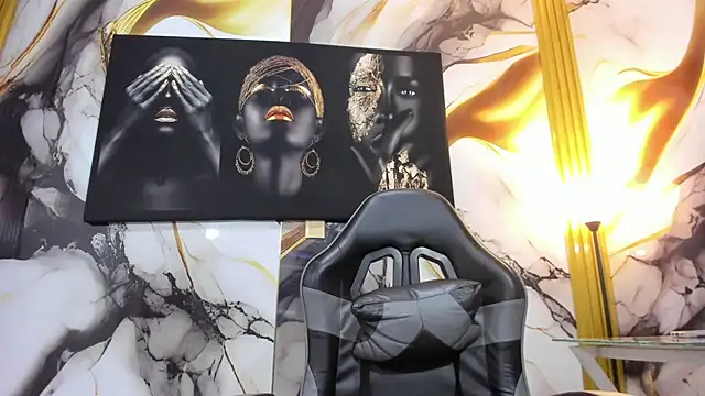 צ'אט XXX בשידור חי של mono_blonde