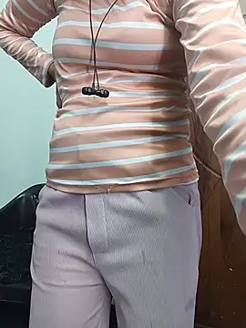 PUNAM456's Live XXX Chat
