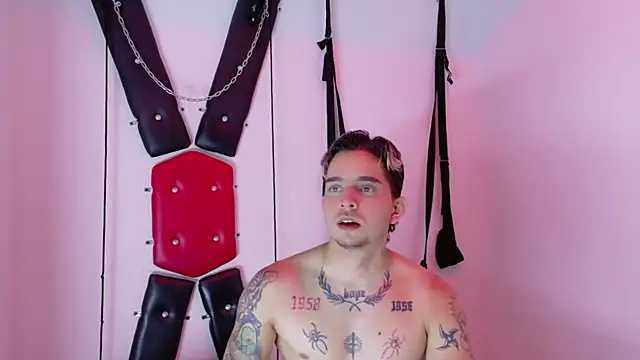 AliceandMax Live XXX-chat