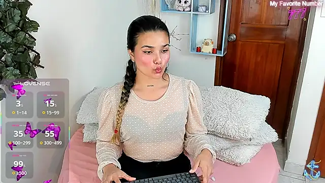 DestinyHills Live XXX-chat