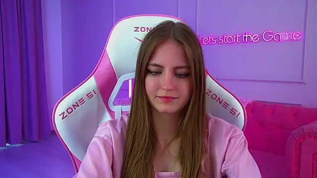 SofiaSarvains Chat XXX live
