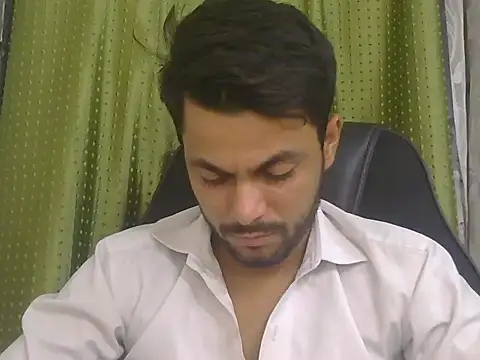 Stubborndesiboy élő XXX-chatje