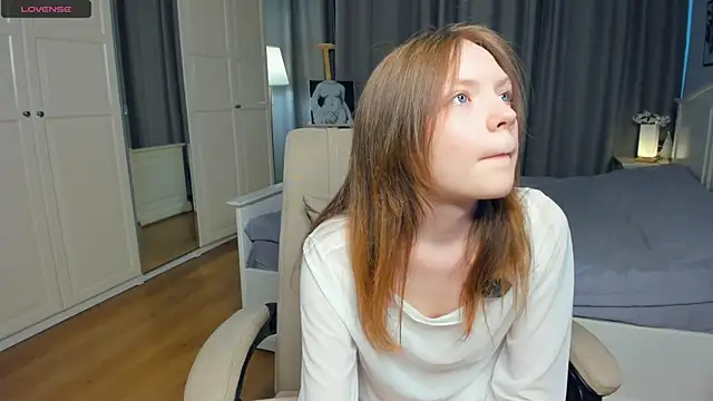 Chat +18 de LavenderMitten ao vivo