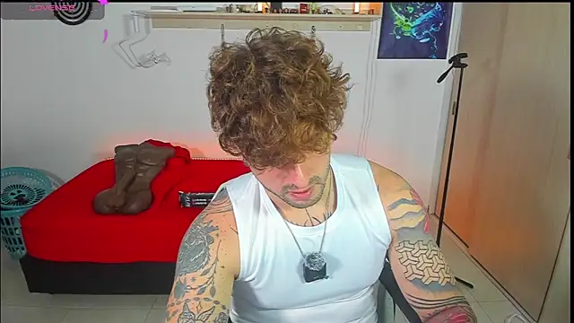 Show webcam de ARES_TATTO