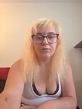 צ'אט XXX בשידור חי של Ashloves_