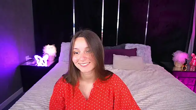 TinyNatalie's Live XXX Chat
