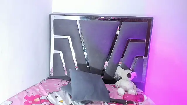 Natasha028_'s Live XXX Chat