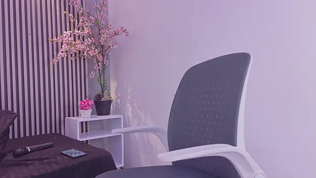 GysellHanson Adlı Modelin Canlı XXX Sohbeti
