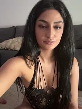 Mia_spicyy Chat XXX in diretta