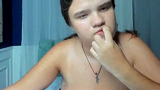 AdeleCruz – Live XXX-chat