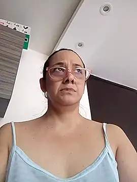 nicolle_milf1978 라이브 XXX 채팅