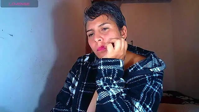 Yessi_rousse Live XXX-Chat