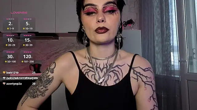 Chat +18 de IntrigueYourDay ao vivo